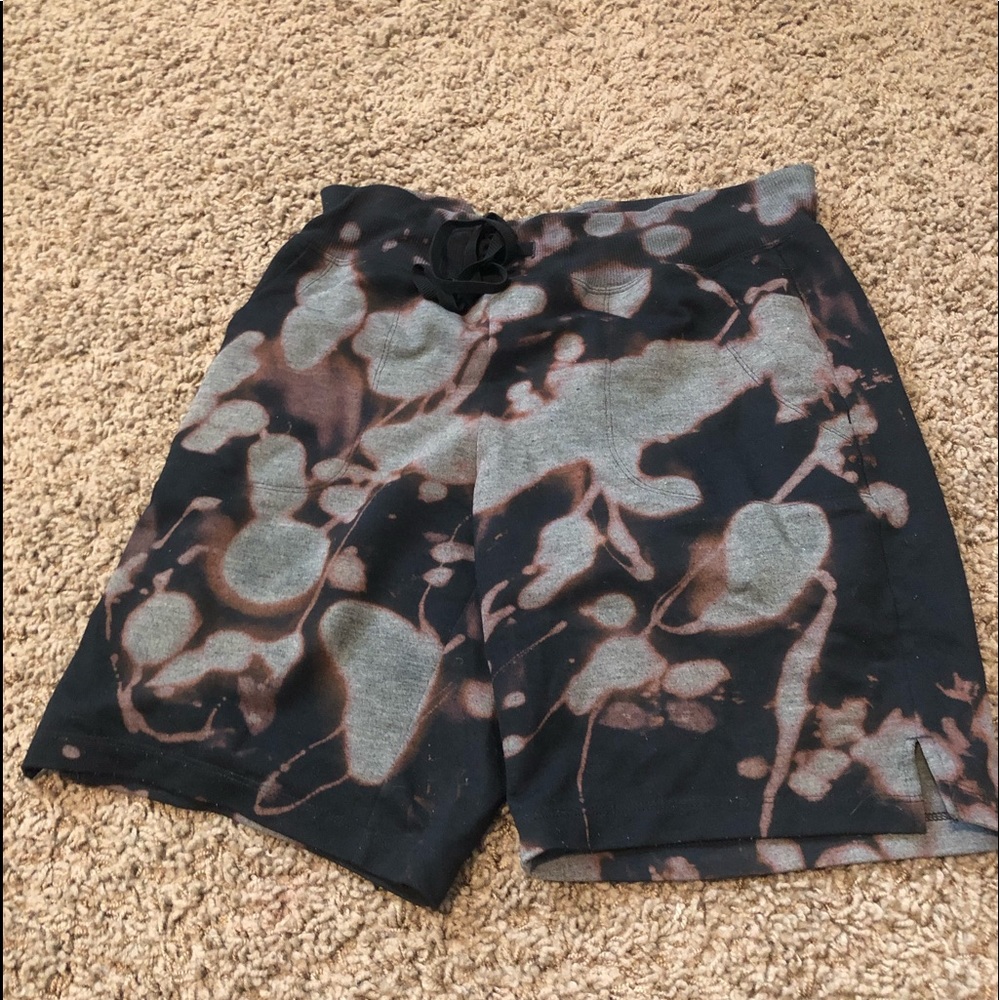 comfy oversized bleached shorts